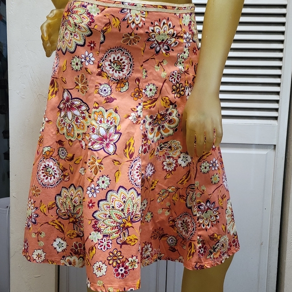 Skirt  in Orange Floral by Lily Misses Size 6/Small - Picture 1 of 4